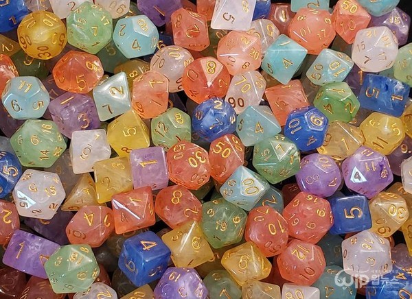 A Platonic solid dice [Photo provided : etsy homepage]