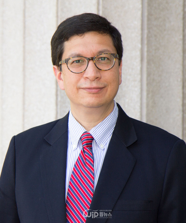 Jorge L.CONTRERAS Professor University of UTAH USA