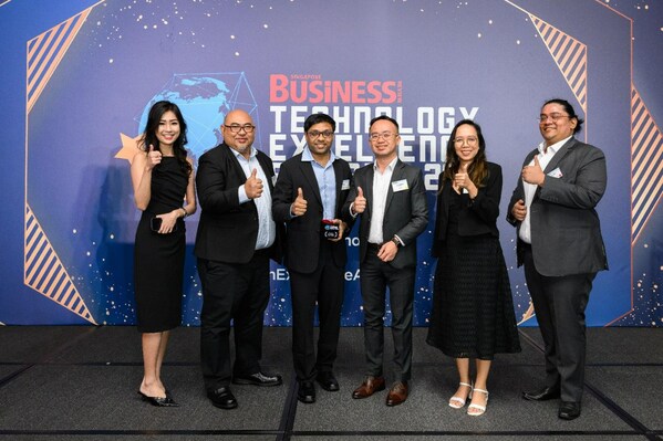 Acentrik a strategic product of Mercedes-Benz wins Singapore Business Review Technology Excellence Award 2023 for Best Blockchain Product  